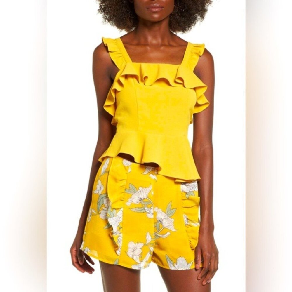 Chriselle by JOA mustard ruffle pep plum medium top